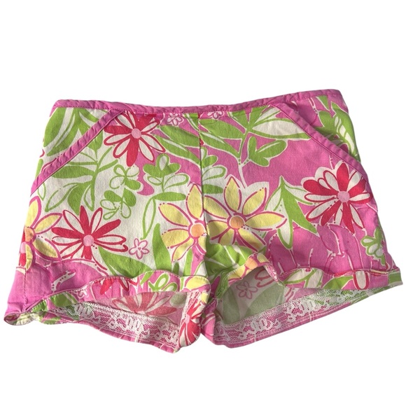 Lilly Pulitzer Kids Short size 5 Pink Floral Multicolor (pend. photos) - Picture 1 of 6